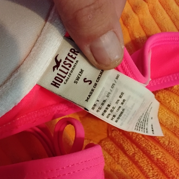 COPY - Hollister Neon Pink Push Up Bakini - Picture 4 of 5